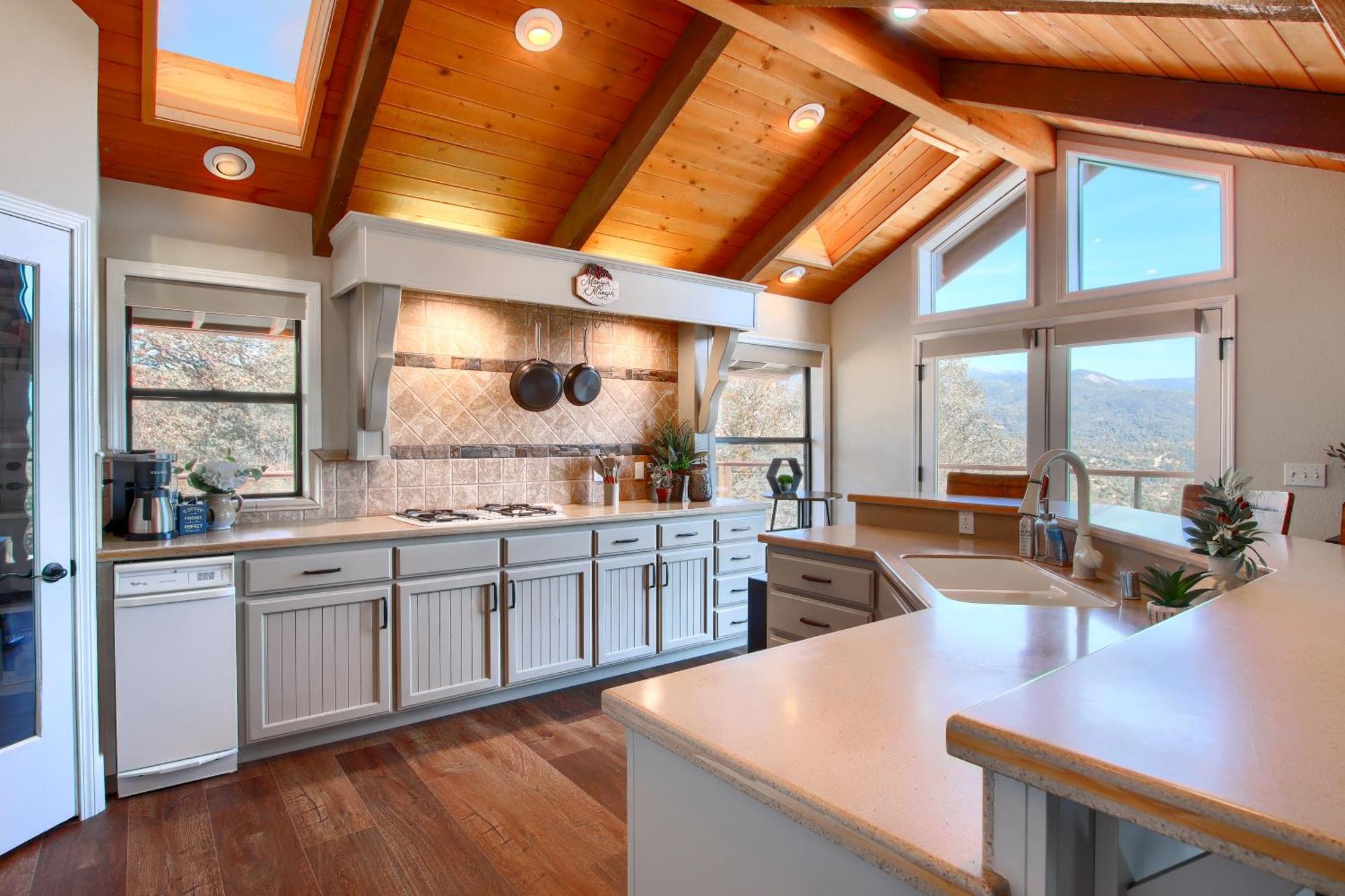 New! Yosemite Mountain Villa, Stunning Views -More Oakhurst Luaran gambar